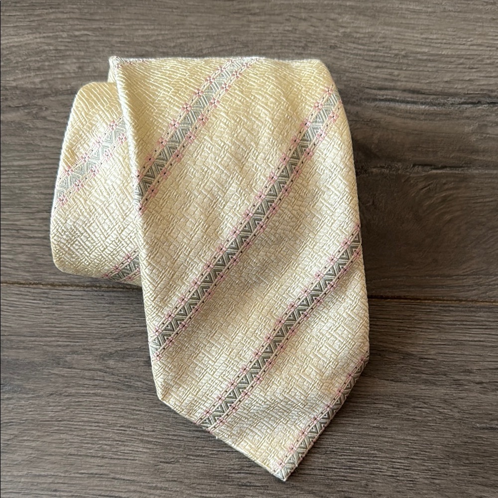 John W. Nordstrom Cream and Pink Tie with Sophisticated Stripes